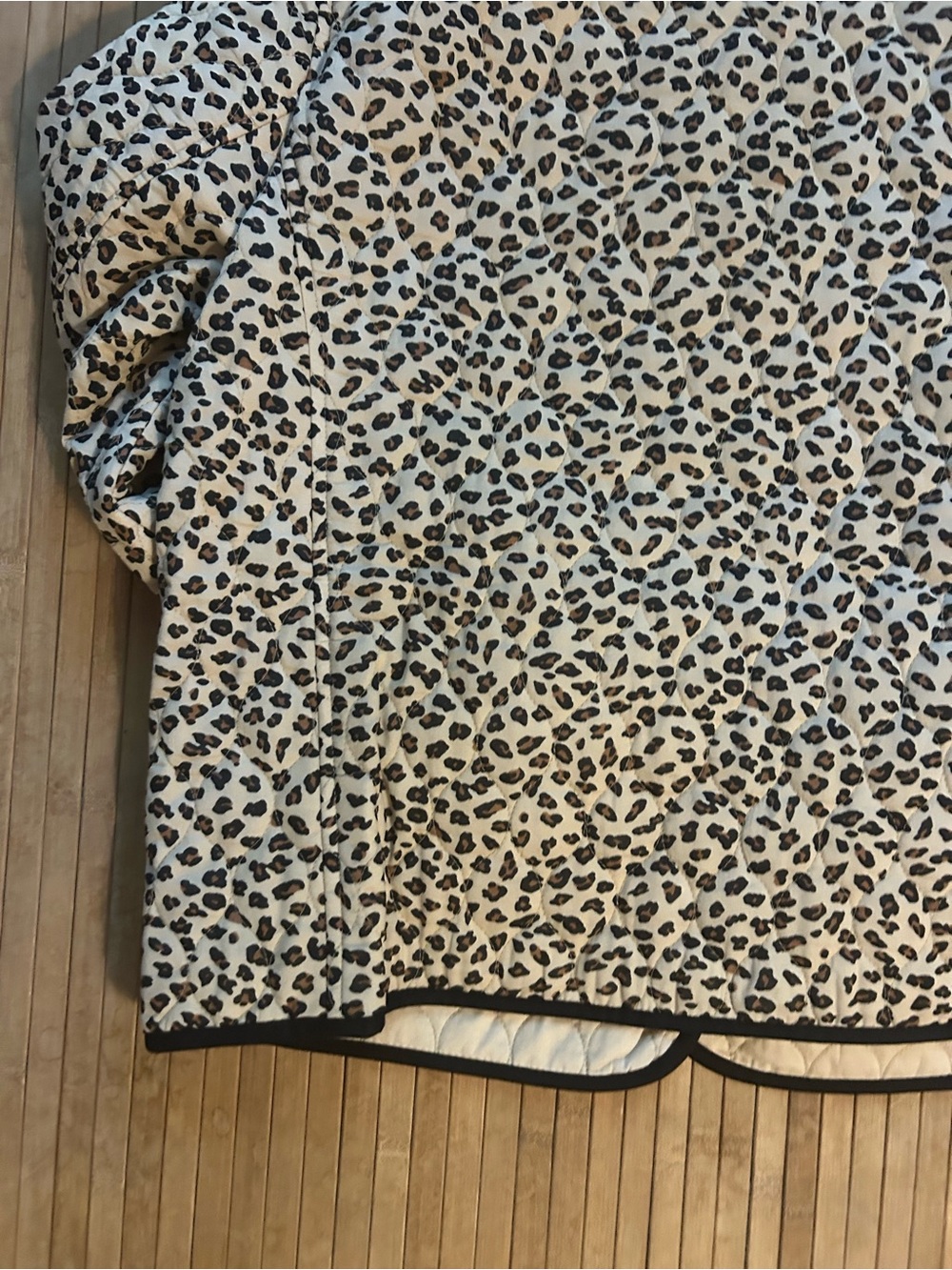 Talbots Women's Sz M Cottagecore Grabdmacore Quilted Cheetah Print Coat Jacket - Picture 11 of 16